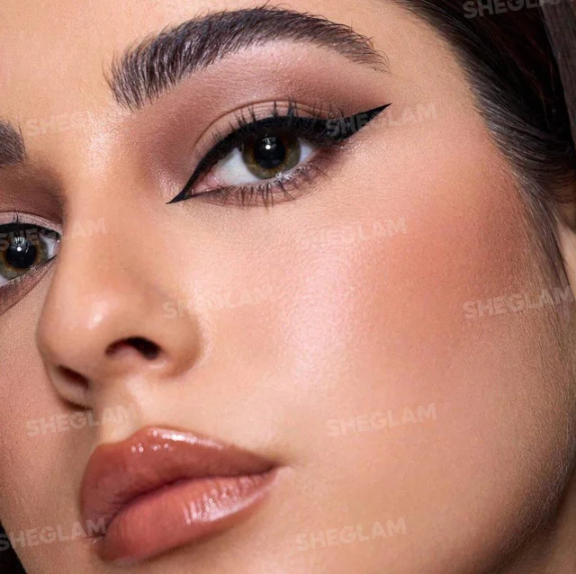 خط چشم مات شیگلم مدل Oh So Rich
